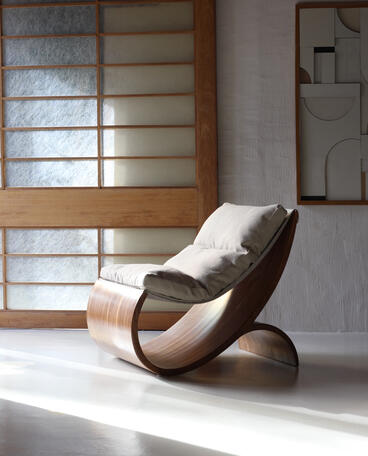 Curve chair Curve chair